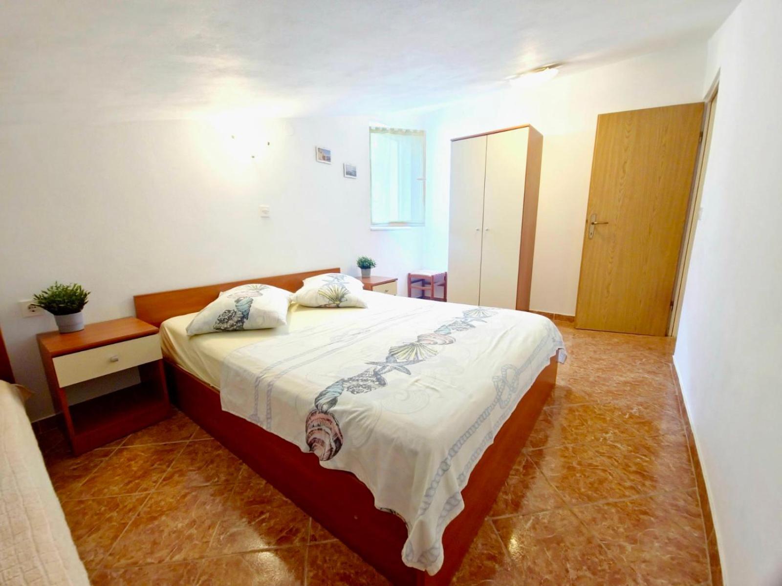 Apartment Jelena Rab Town Exterior photo