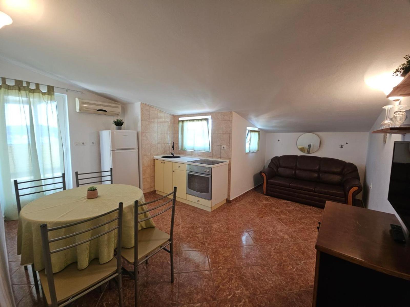 Apartment Jelena Rab Town Exterior photo